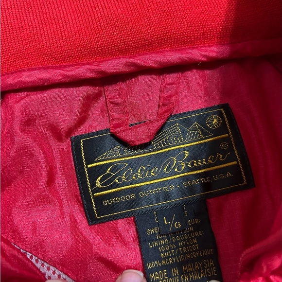 Eddie Bauer Mens Vintage Red Nylon Windbreaker Zip Up L Vented Packable Hood - Picture 7 of 8